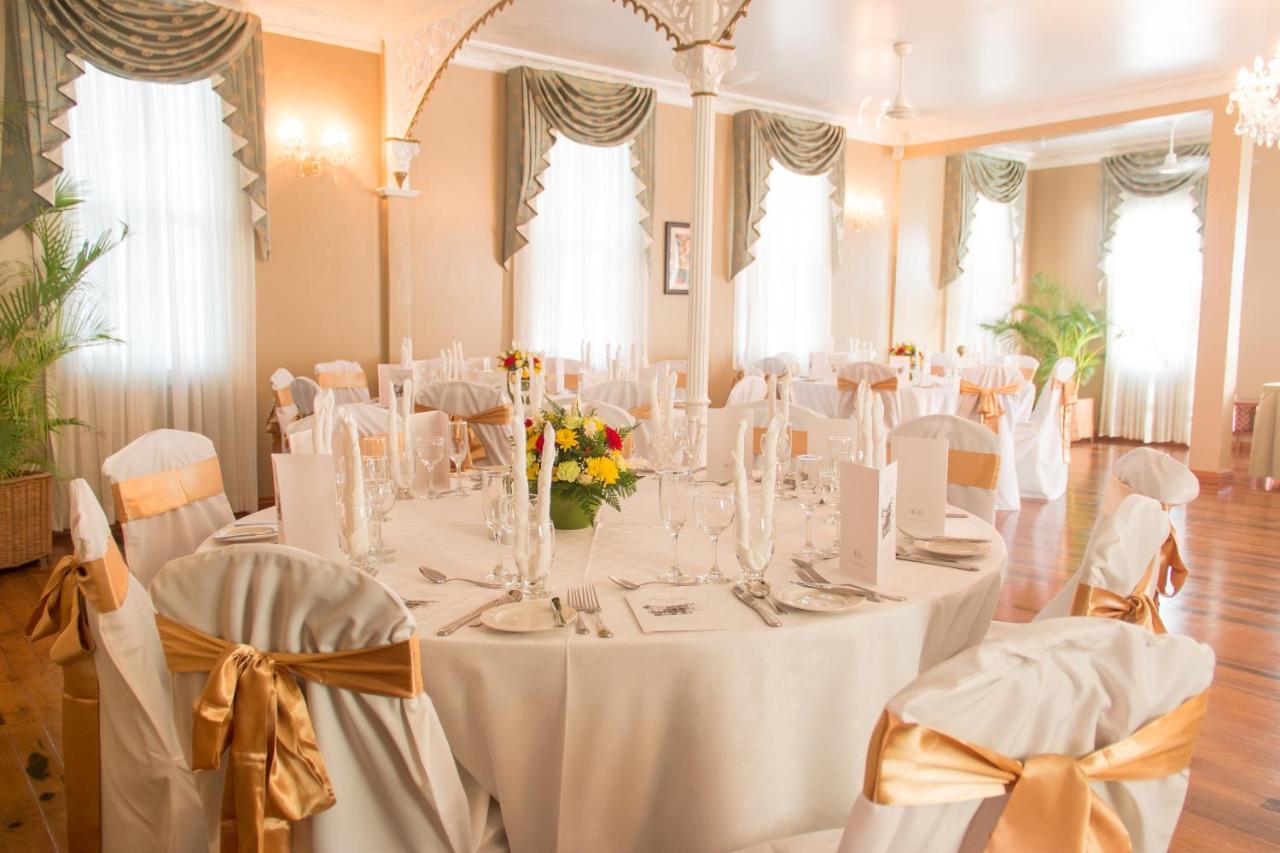 Cara Lodge Hotel Georgetown Bagian luar foto
